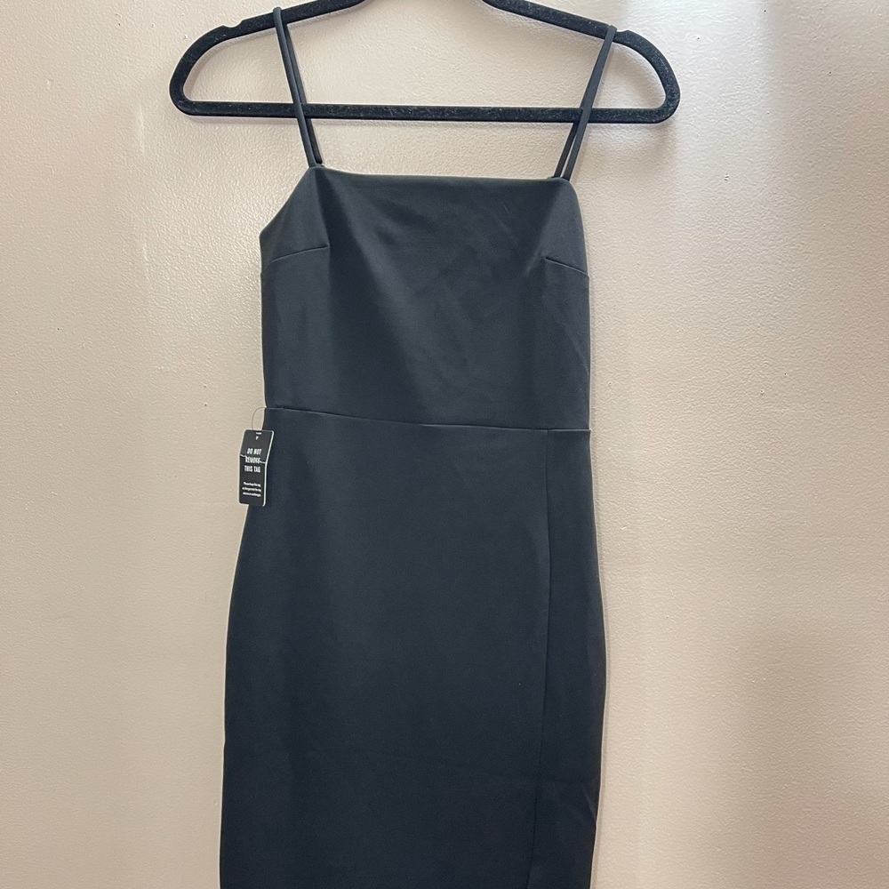 Black MIDI Express Dress with Slit
